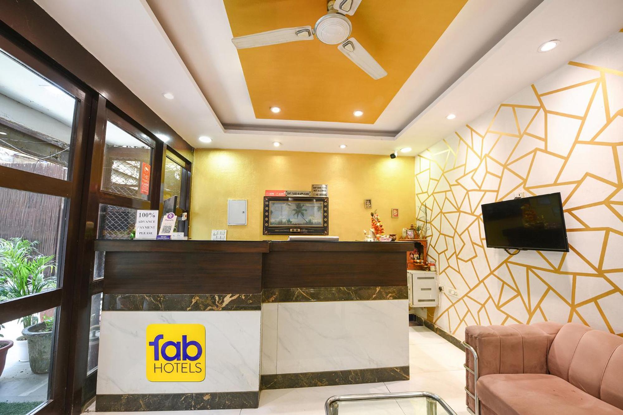 Fabhotel Under Bridge นิวเดลี ภายนอก รูปภาพ